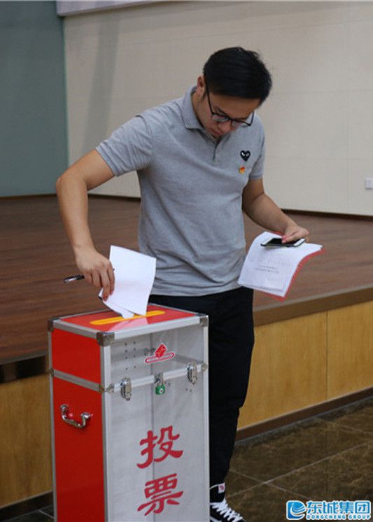 1538224673215460.jpg 投票.JPG